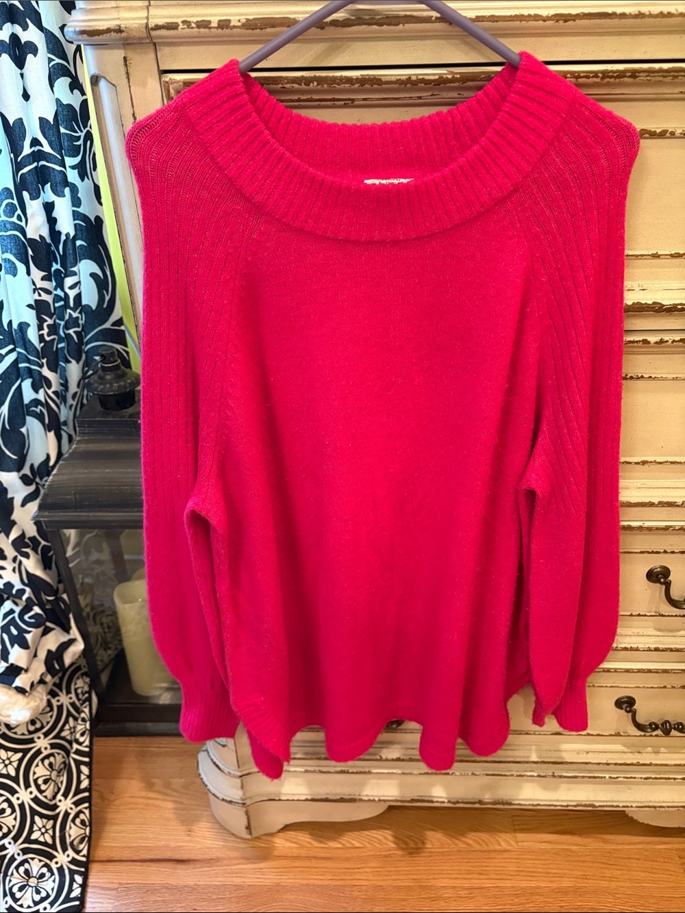 crown & ivy Hot Pink Crewneck Sweater
